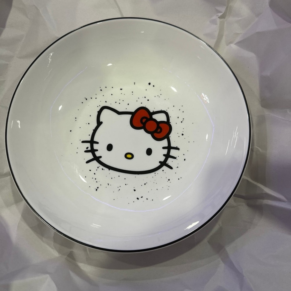 Hello Kitty bowl